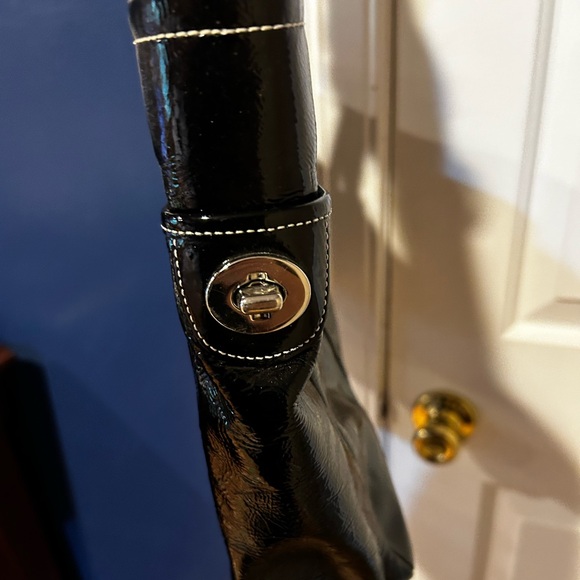 Gently used black pattern, leather coach tote - Picture 1 of 5